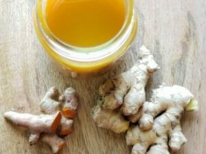 Fresh Ginger and Turmeric Juice