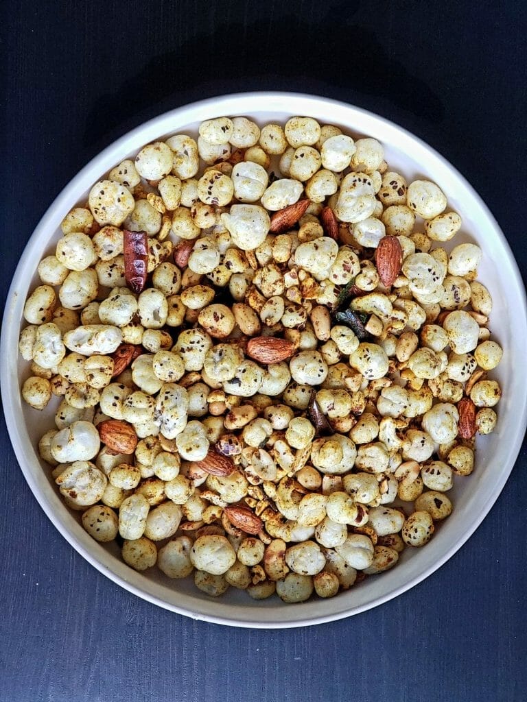 Makhana Chivda (Foxnuts or Lotus Seeds Snack Mixture)