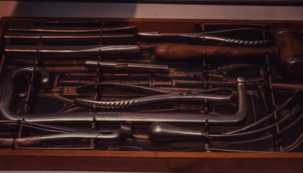 Surgical Instruments of Ancient India & Vaidya Prabhuram Jivanram (1832–1902)